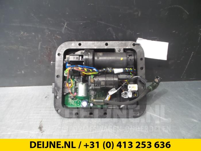 Used Citroen Jumper AdBlue pump 12678023 AH03 van